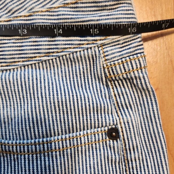 Lux Cuffed Denim Striped Shorts || sz 8 || EUC - Picture 9 of 11